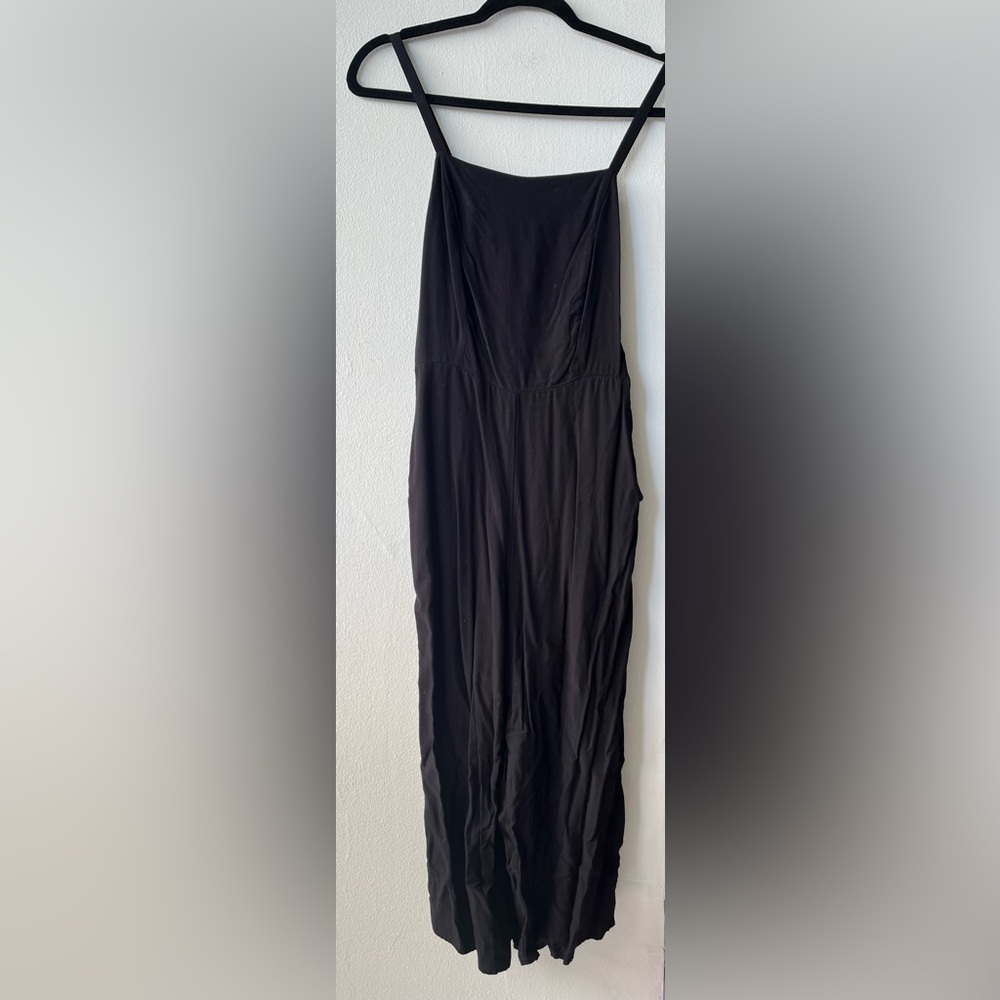 Black pant suit with pockets